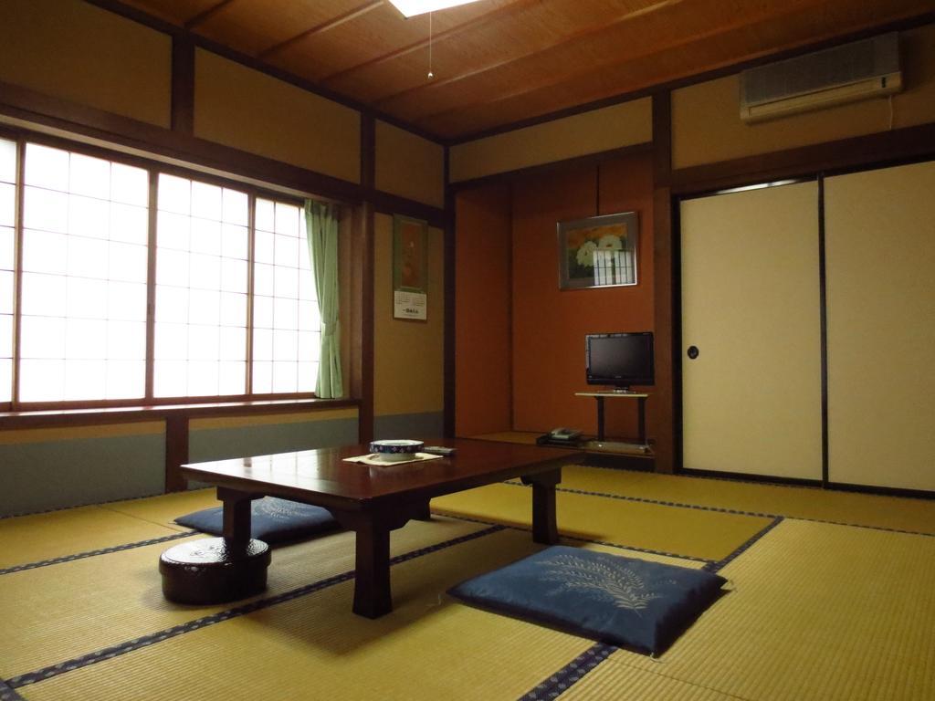 Shitanda Hotel Takayama  Room photo